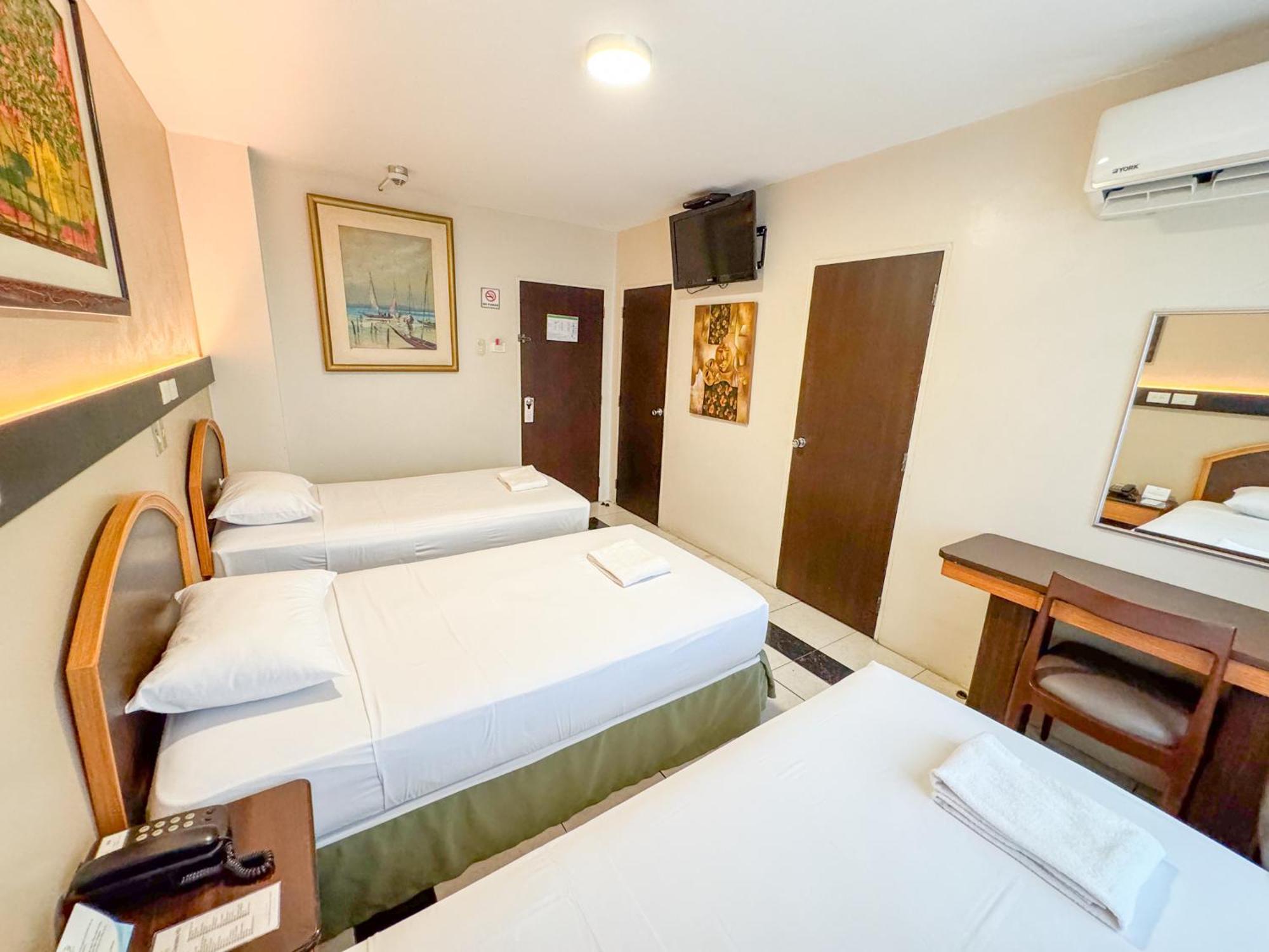 Gh Alexander Hotel Гуаякиль Экстерьер фото