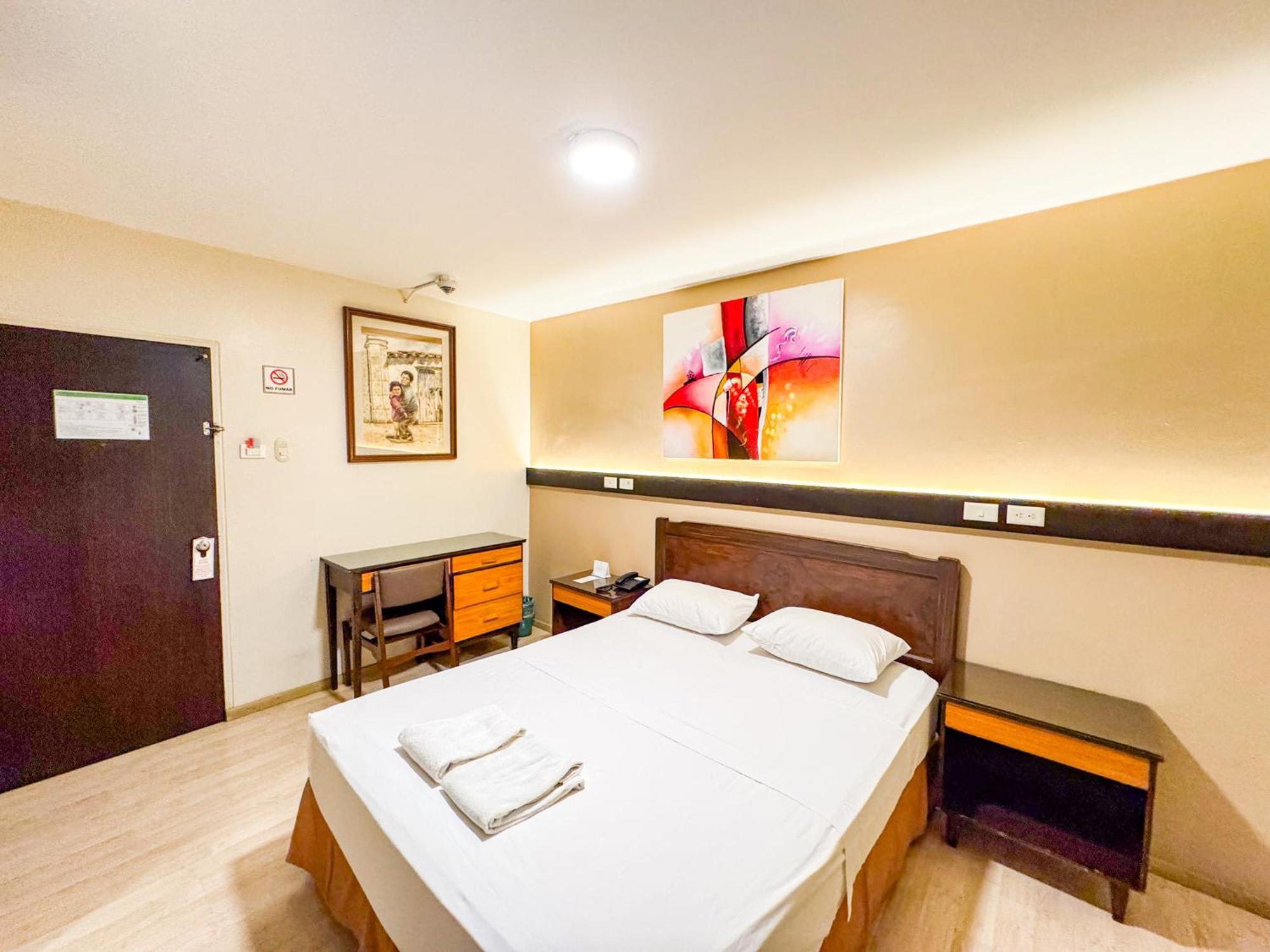 Gh Alexander Hotel Гуаякиль Экстерьер фото