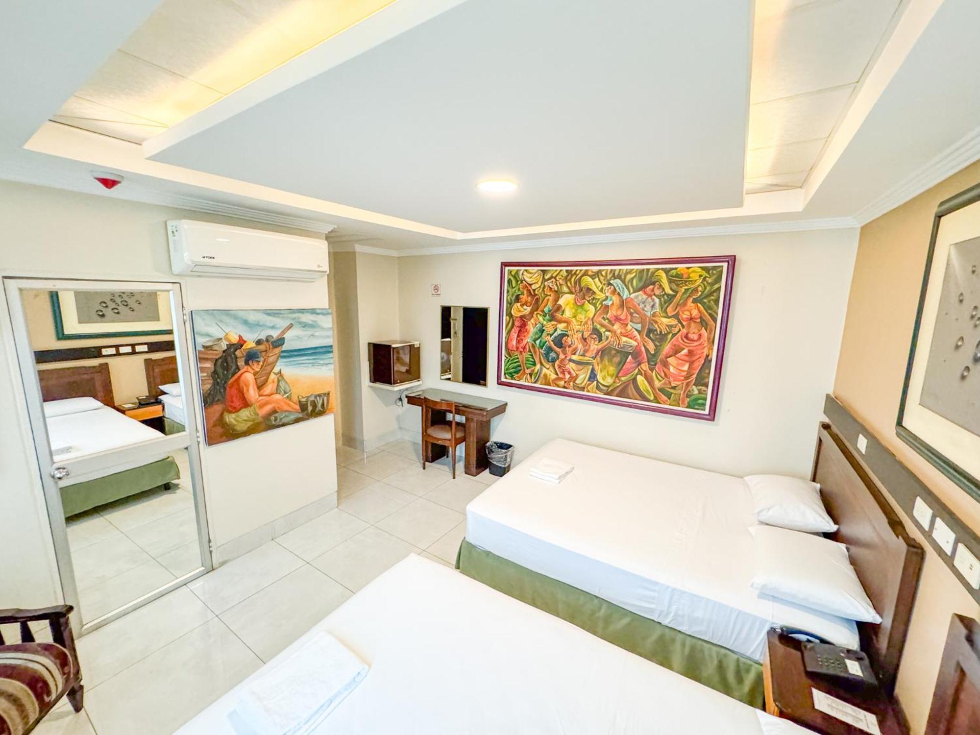 Gh Alexander Hotel Гуаякиль Экстерьер фото